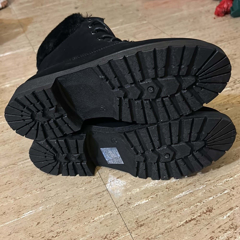❄️◾️Winter Boots◾️❄️ - Picture 4 of 5